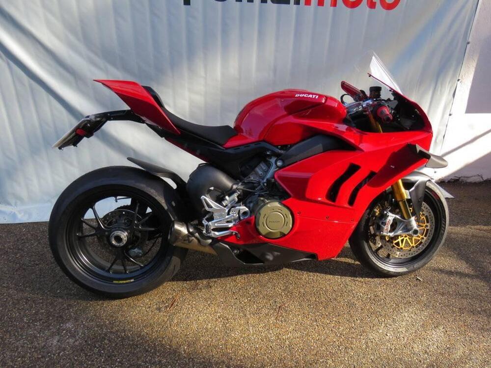 Ducati Panigale V4 S 1100 (2021) (3)