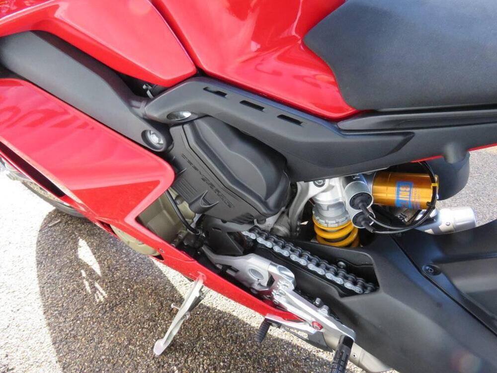 Ducati Panigale V4 S 1100 (2021) (12)