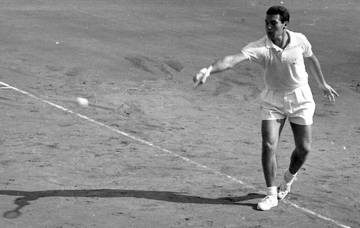 Addio a Nicola Pietrangeli: la Ferrari 308, la Stratos e la sfida in pista contro Panatta