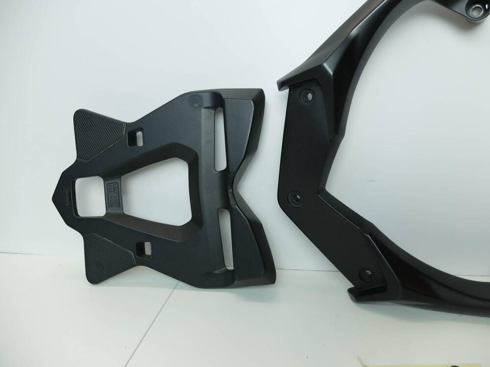 PIASTRA + PORTAPACCHI ORIGINALE YAMAHA TMAX T-MAX (7)