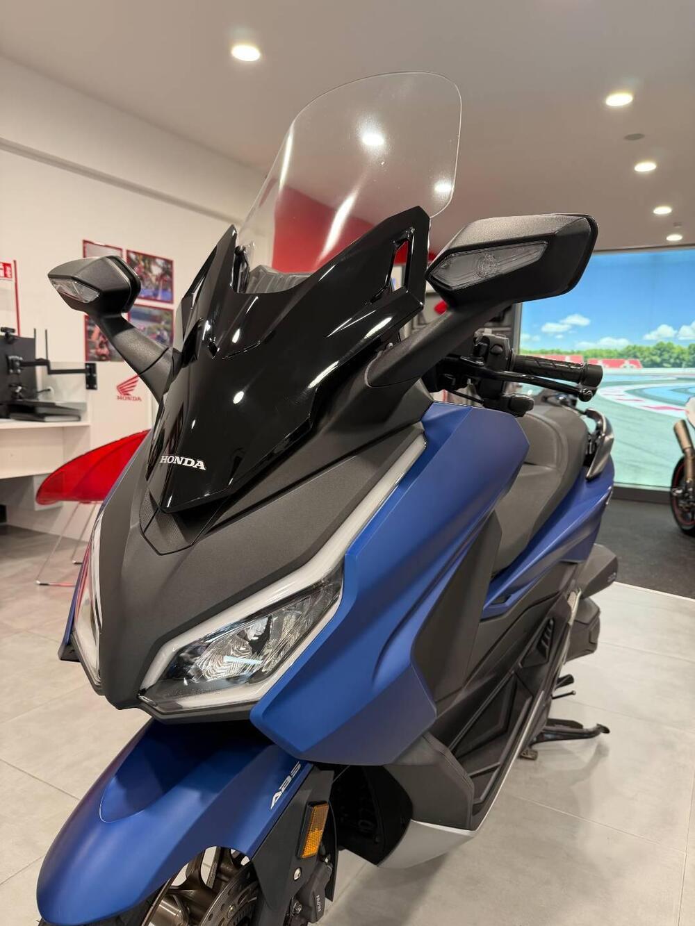 Honda Forza 350 (2022 - 24) (2)