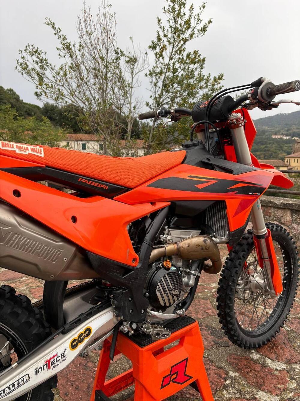 KTM 250 SX-F (2025) (2)