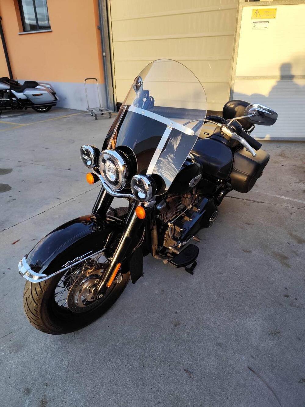 Harley-Davidson Heritage Classic (2021 - 24) (2)