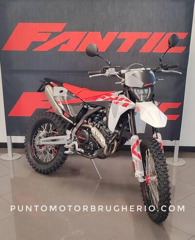 Fantic Motor XEF 125 Performance (2025) nuova