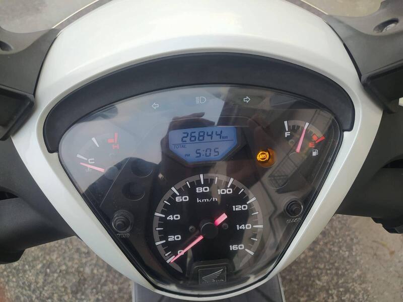 Honda SH 150i ABS (2013 - 16) (9)