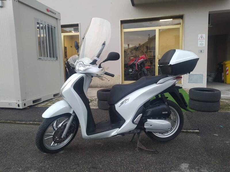 Honda SH 150i ABS (2013 - 16) (6)