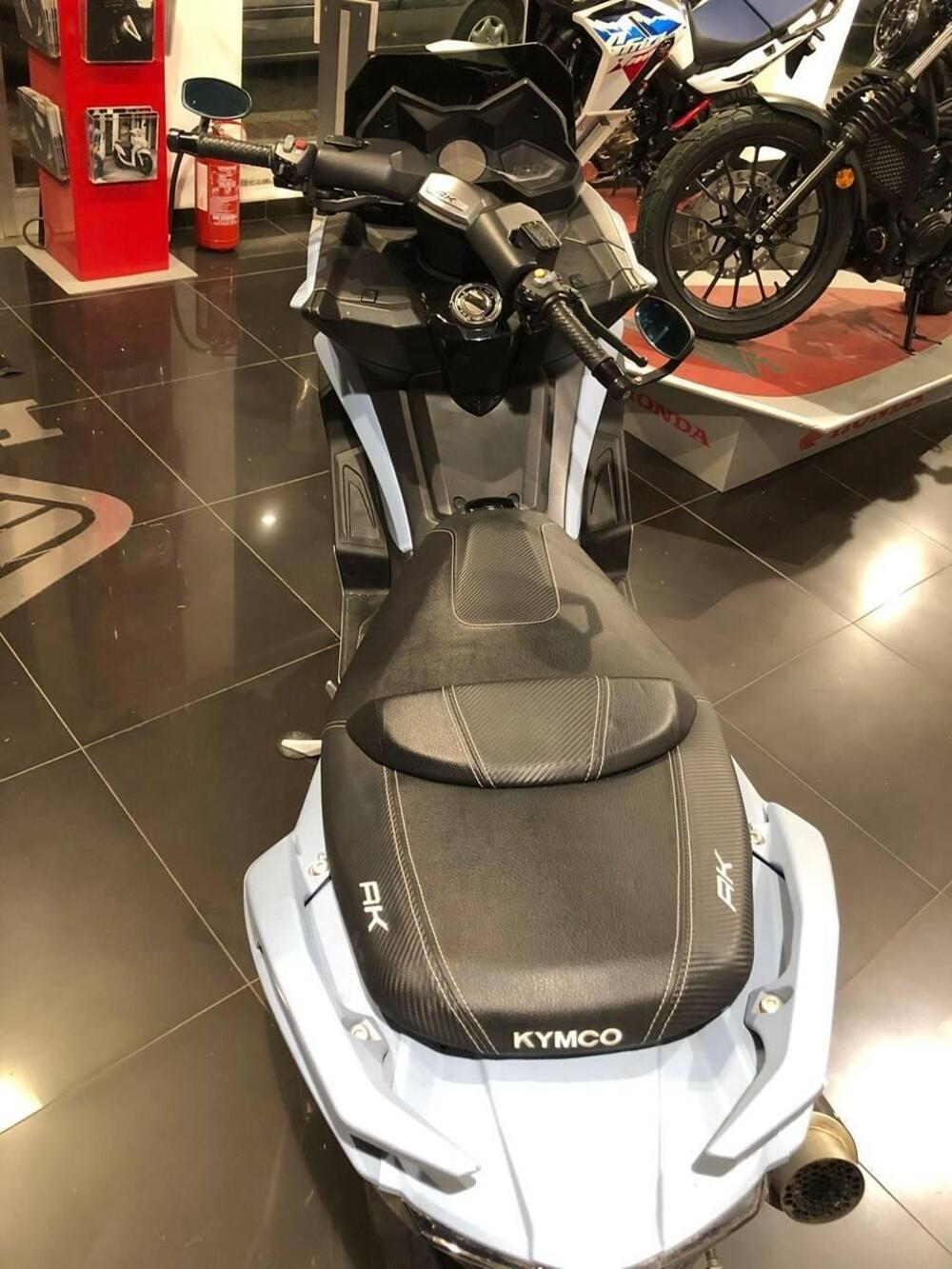 Kymco AK 550 ETS (2021 - 26) (4)