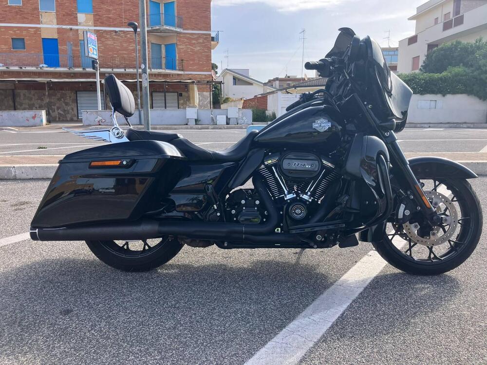 Harley-Davidson 114 Street Glide Special (2019 - 20) - FLHXS (4)