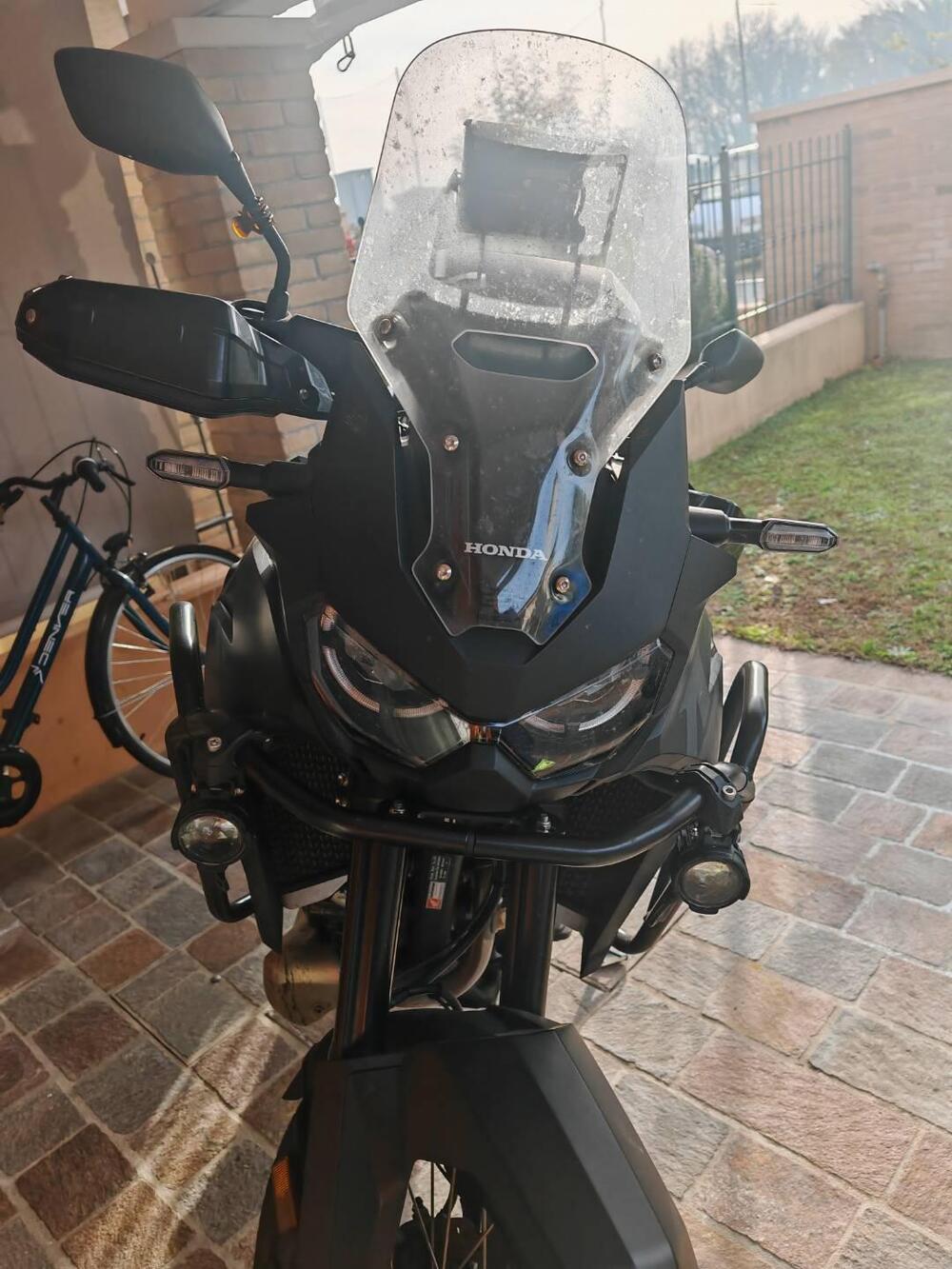 Honda Africa Twin CRF 1100L Urban (2022 - 23) (3)