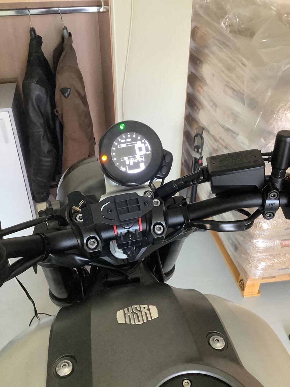 Yamaha XSR 900 ABS (2016 - 20) (7)