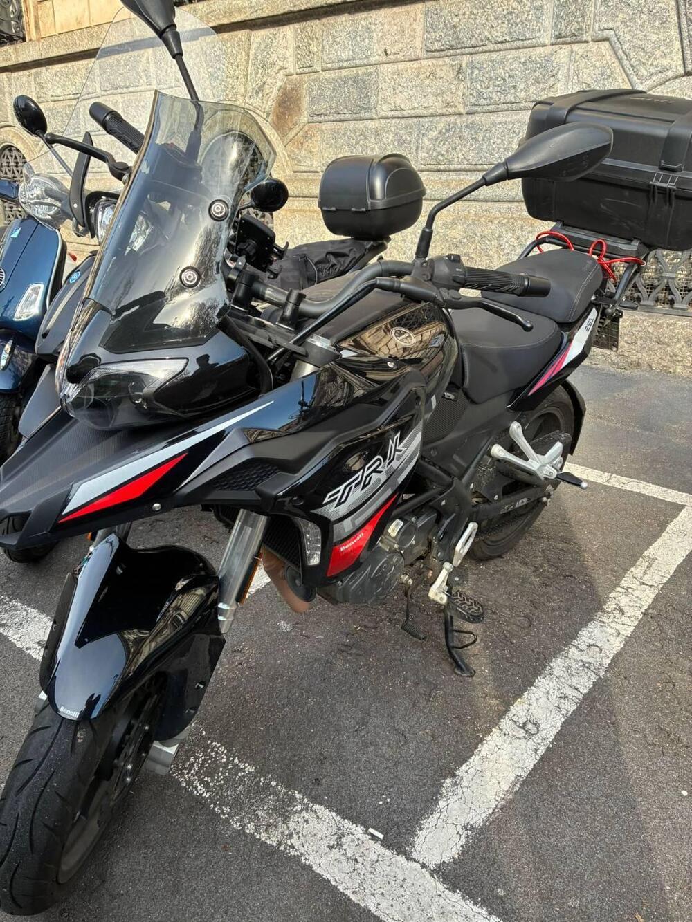 Benelli TRK 251 (2022 - 25) (4)