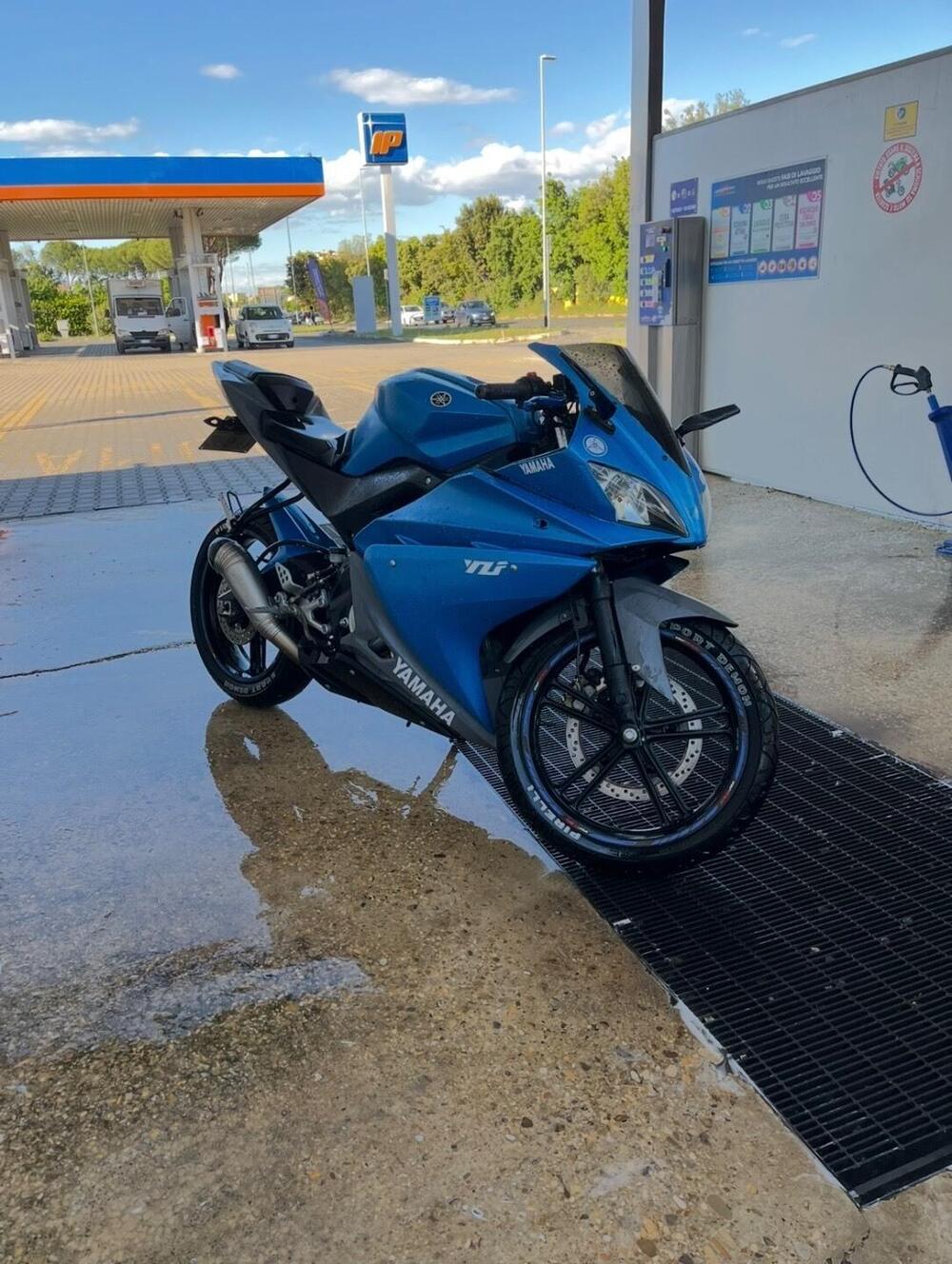 Yamaha YZF R125 (2008 -13) (2)