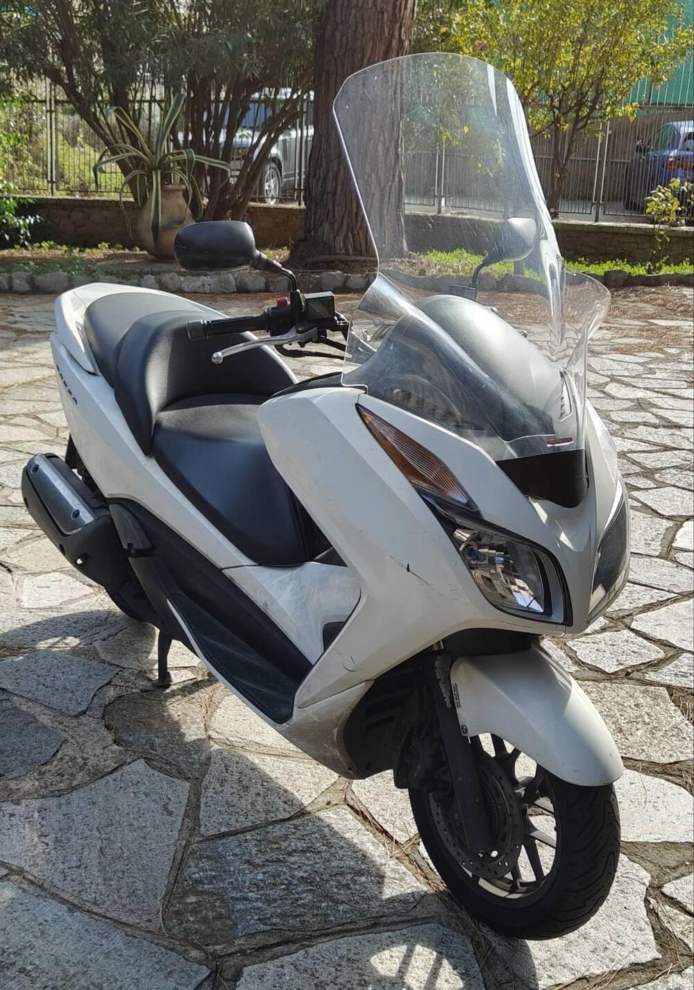 Honda Forza 300 ABS (2013 - 17) (2)