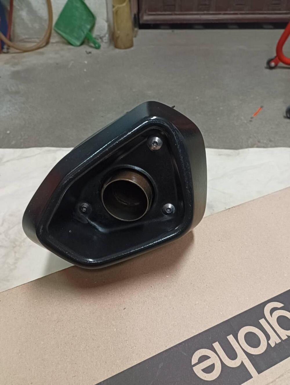 Scarico originale ktm 1050/1090/1190/1290 Adv (5)