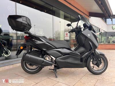 Yamaha X-Max 300 (2021 - 24) usata