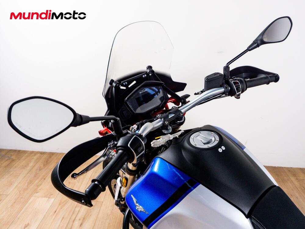 Moto Guzzi V85 TT (2024 - 26) (11)