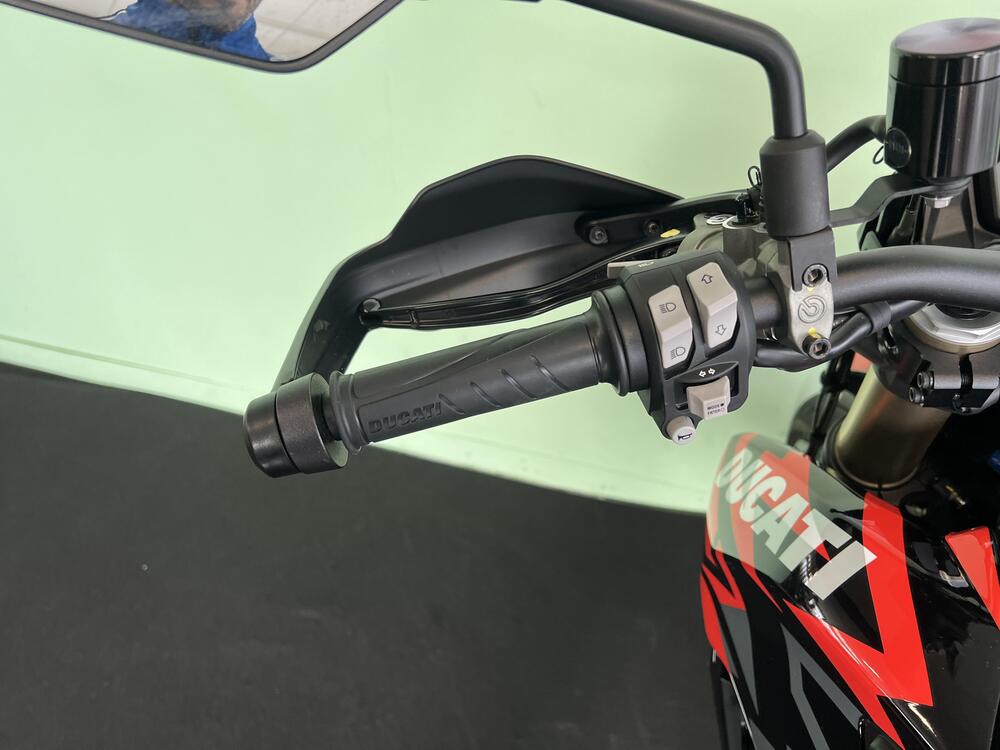 Ducati Hypermotard 698 Mono RVE (2024 - 26) (19)
