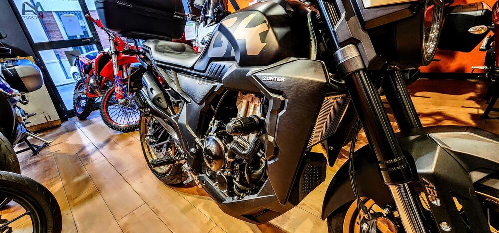 Zontes ZT350-GK (2022 - 26) (11)