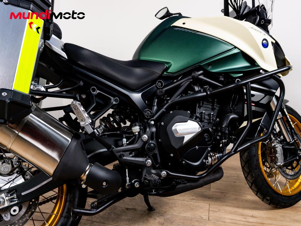 QJ Motor SRT 800 SX (2024 - 25) (4)