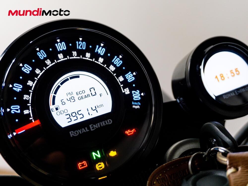 Royal Enfield Super Meteor 650 (2023 - 26) (12)