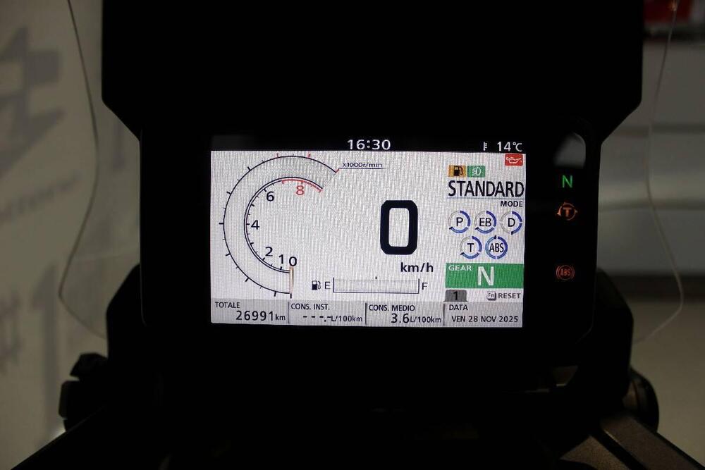 Honda X-ADV 750 DCT (2021 - 24) (6)