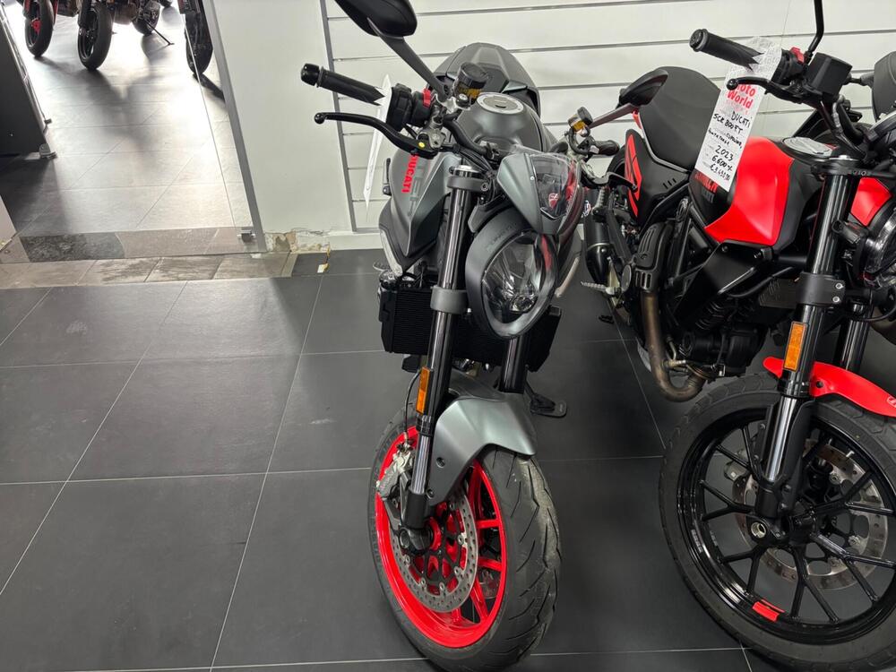 Ducati Monster 937 + (2021 - 25) (6)