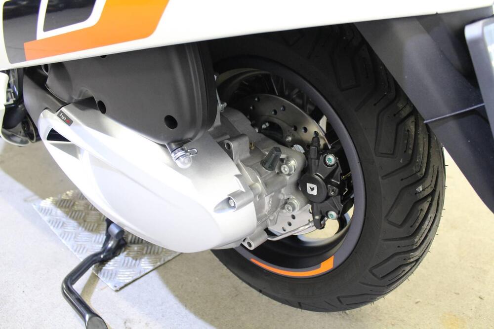 Vespa GTS 310 Supersport (2025) (15)