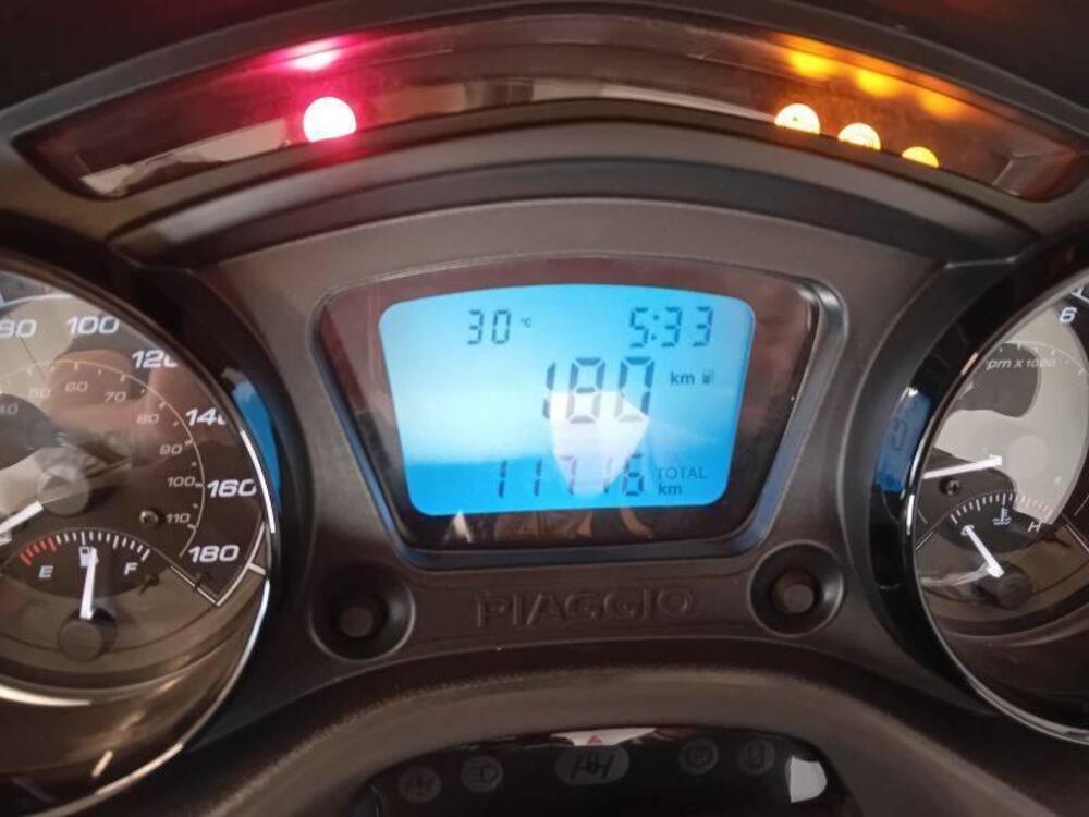 Piaggio MP3 300 ABS Hpe (2021 - 24) (3)