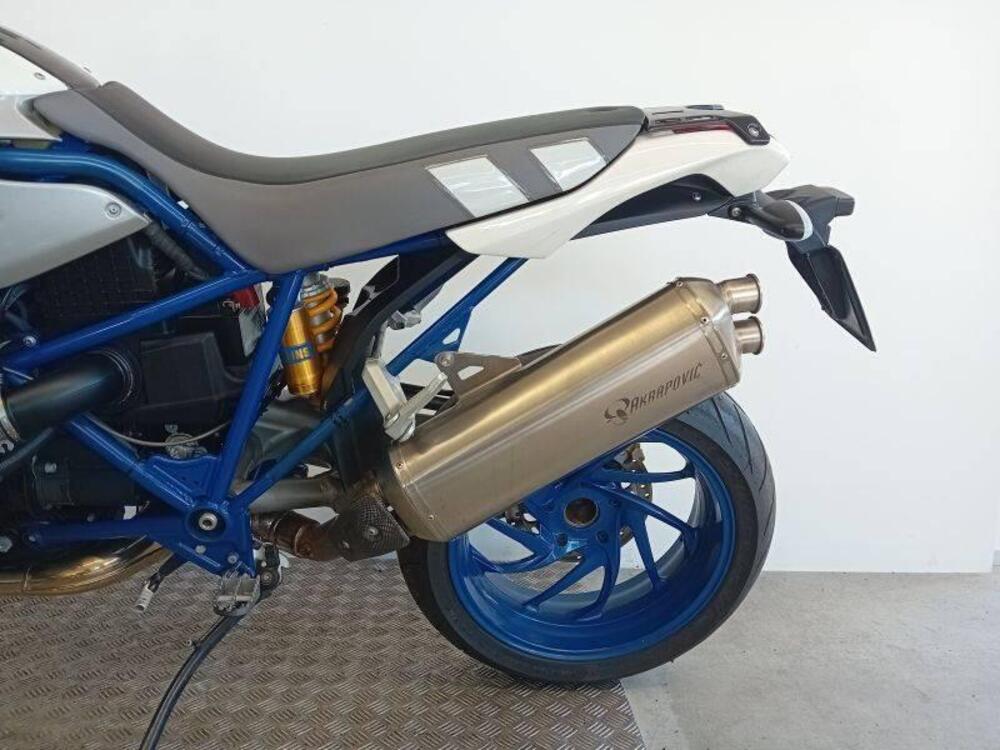 Bmw HP2 Megamoto (6)