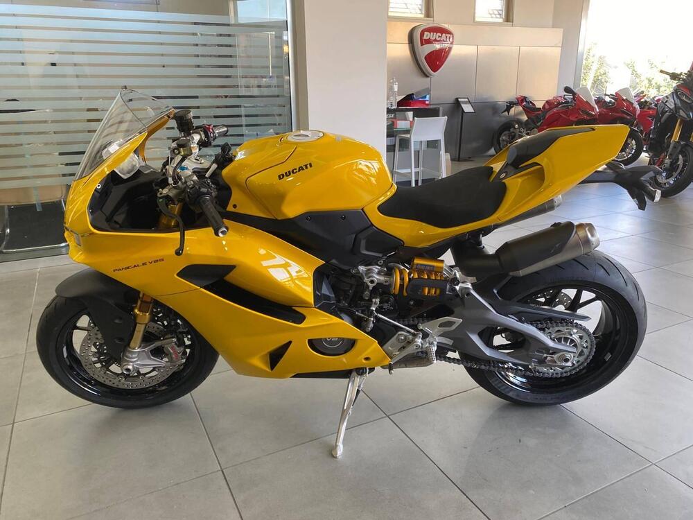 Ducati Panigale V2 S (2025 - 26) (2)
