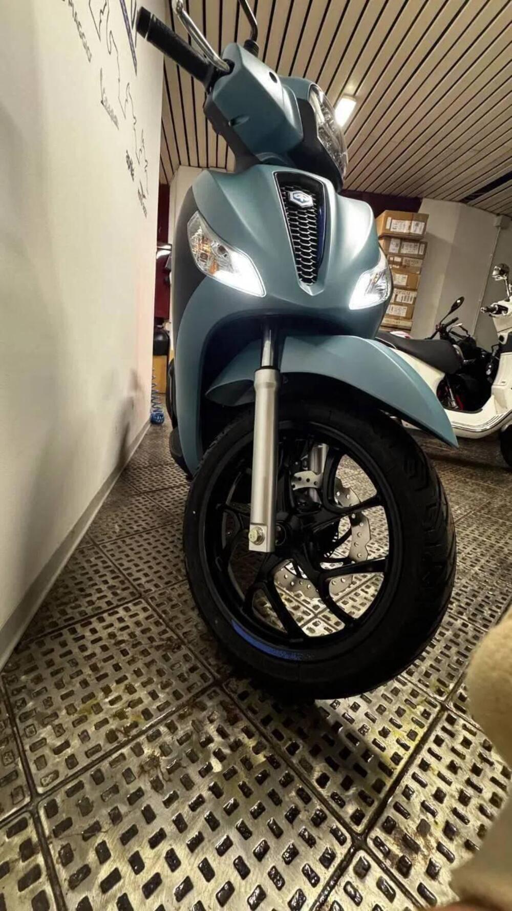 Piaggio Medley 200 S (2025 - 26) (3)