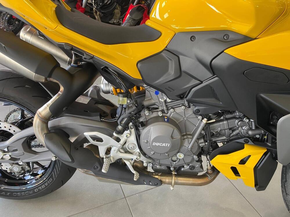 Ducati Streetfighter V2 S (2025 - 26) (10)