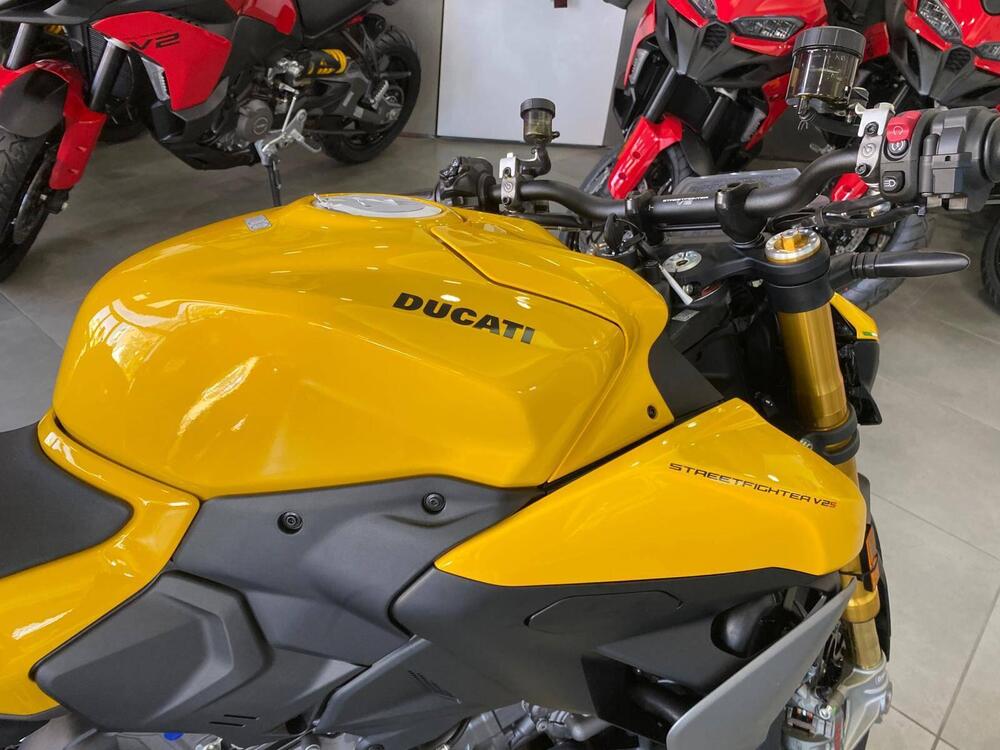 Ducati Streetfighter V2 S (2025 - 26) (4)