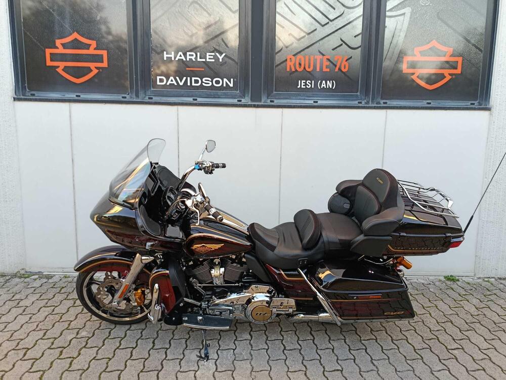 Harley-Davidson CVO Road Glide Limited Anniversary (2023) (13)