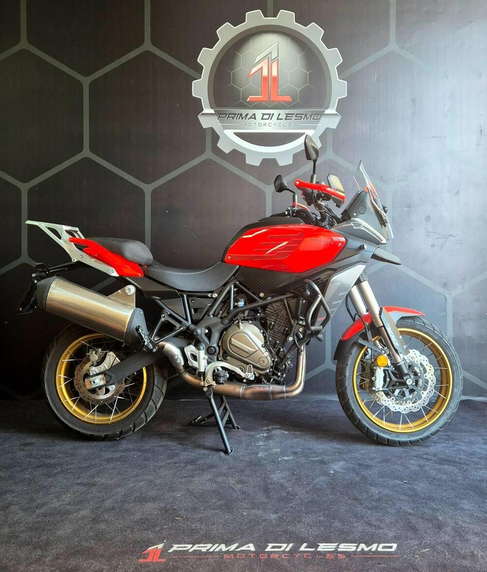 QJ Motor SRT 700 X (2024 - 25)