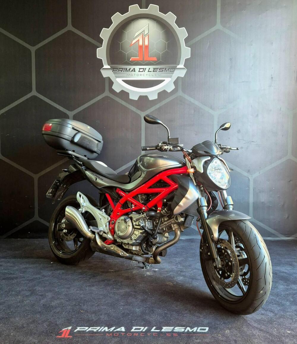 Suzuki Gladius 650 SFV (2009 - 15) (4)