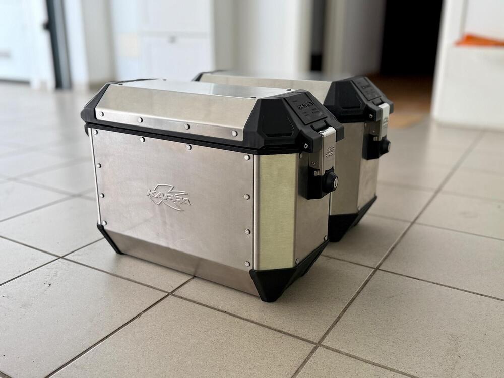 Borse Kappa Alluminio 35 lt (3)
