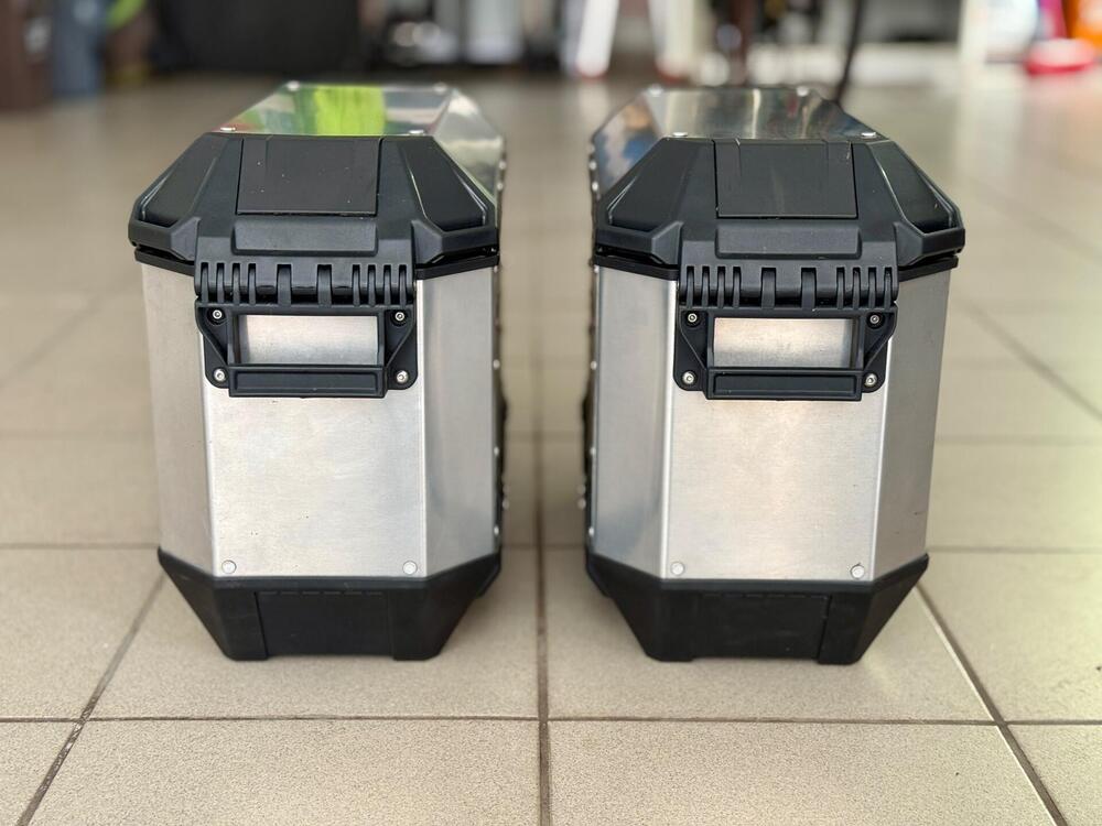 Borse Kappa Alluminio 35 lt (6)