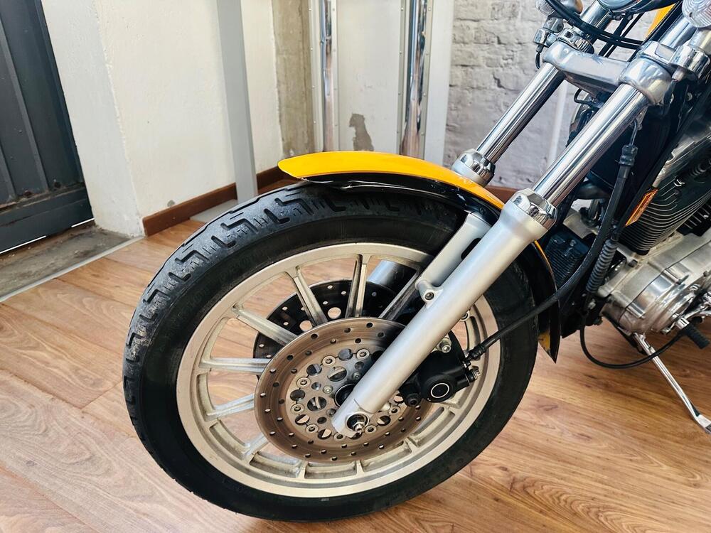 Harley-Davidson 1200 Custom (2001 - 03) - XL 1200C (12)