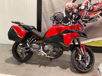 Ducati Multistrada V2 (2025) usata