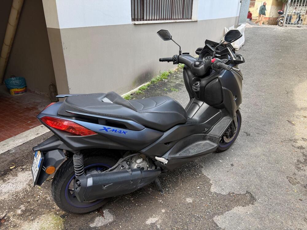 Yamaha X-Max 300 (2021 - 24) (4)