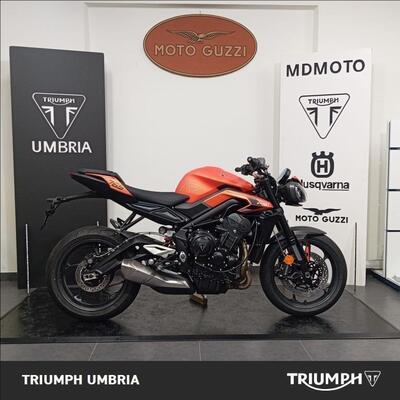 Triumph Street Triple 765 R (2023 - 25) nuova