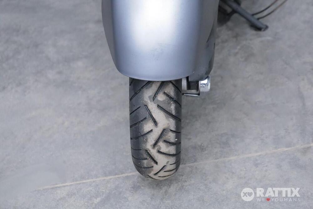 Vespa GTS 300 (2017 - 18) (10)