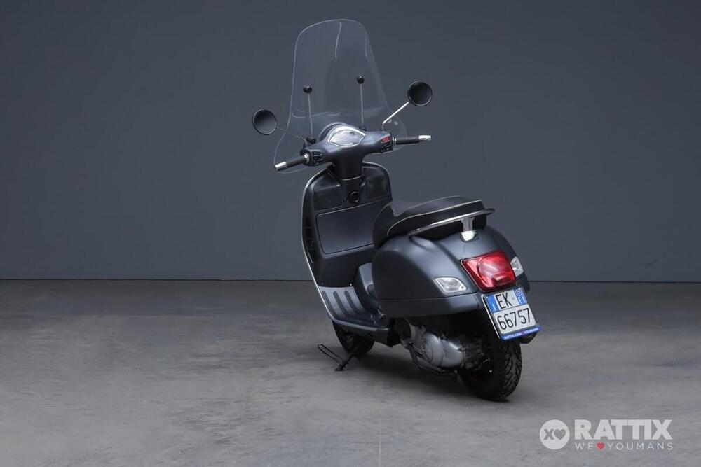 Vespa GTS 300 (2017 - 18) (5)