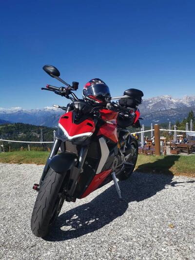 Ducati Streetfighter V2 (2022 - 24) usata
