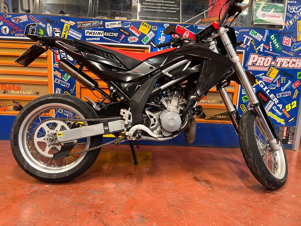 Aprilia SX 125 (2007 - 13) (2)