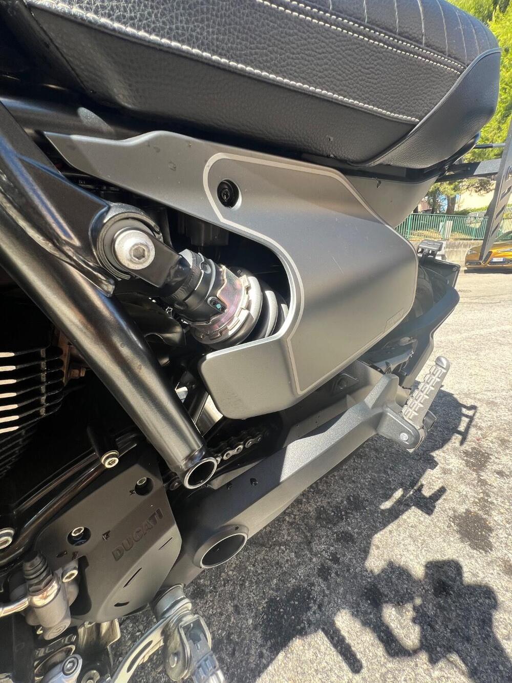 Ducati Scrambler 800 Night Shift (2021 - 22) (9)