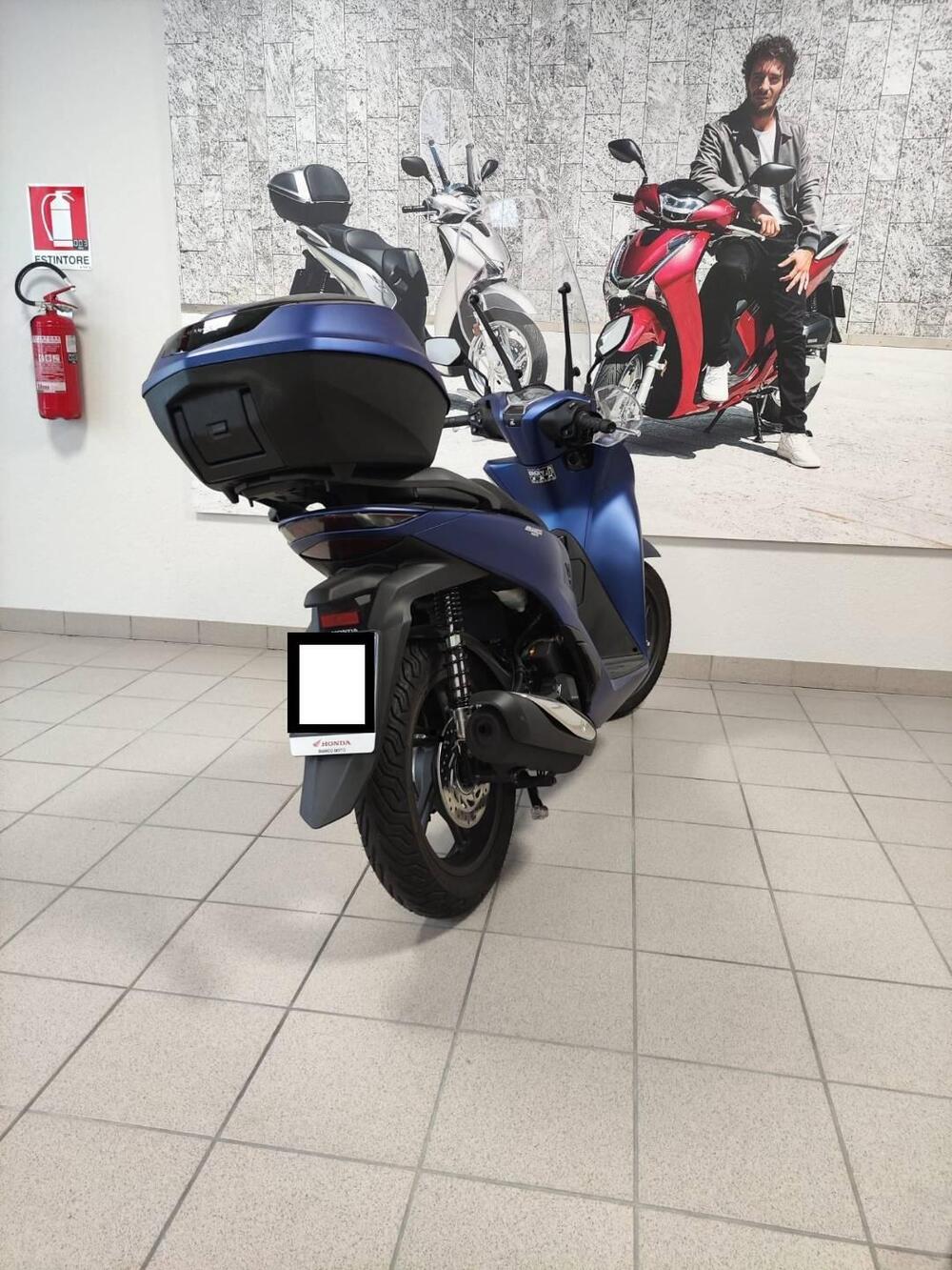 Honda SH 125i (2024 - 25) (7)