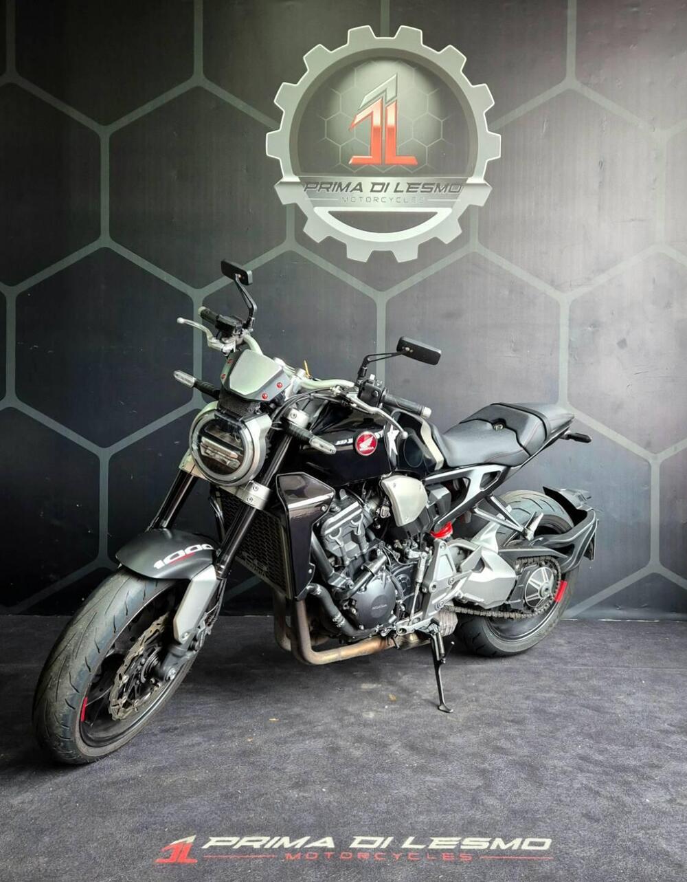 Honda CB 1000 R + Neo Sport Cafè (2019 - 20) (4)