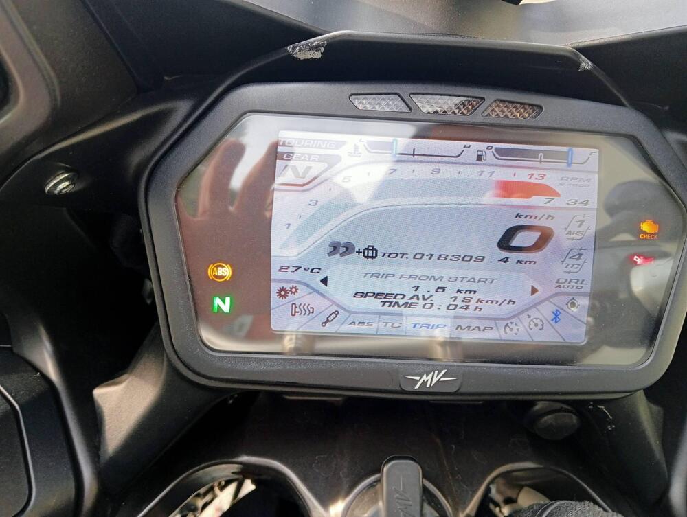 MV Agusta Turismo Veloce 800 Lusso SCS (2021 - 26) (6)